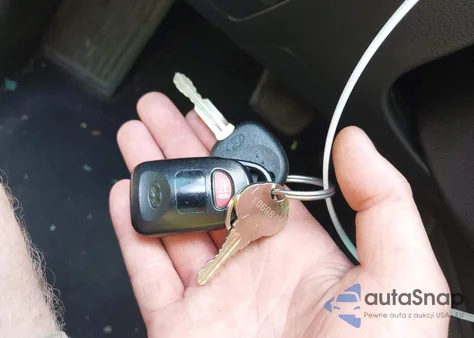 2018 Hyundai Elantra Sel из США, поврежденный, VIN 5NPD84LF3JH272063